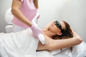 The Benefits Of Starting Laser Hair Removal In Fall